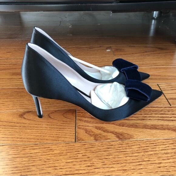 GIORGIO ARMANI RARE DECOLLETTE Black Satin Blue Velvet Accent Women’s Size 7 NWT - Picture 4 of 12